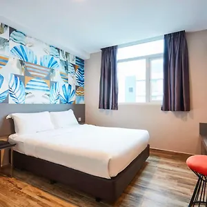 Ibis Budget Sapphire Отель